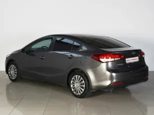 Kia  2
