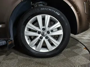 Volkswagen  5