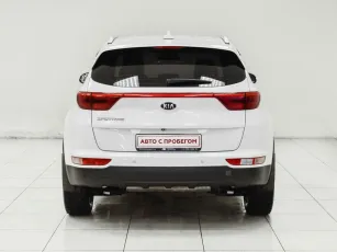 Kia  4