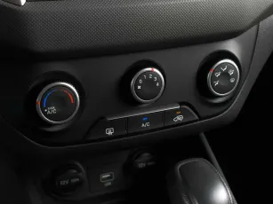 Hyundai  8