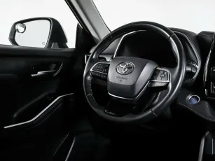 Toyota  13