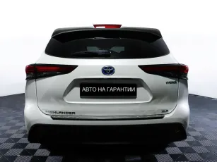 Toyota  5