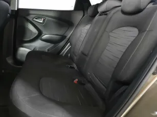Hyundai  11