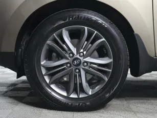 Hyundai  6