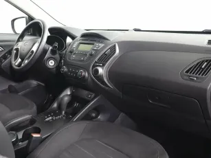 Hyundai  7