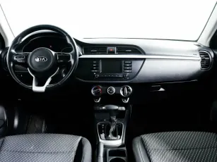 Kia  10