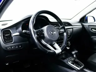 Kia  11