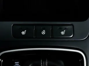 Kia  13