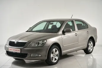 Skoda  1