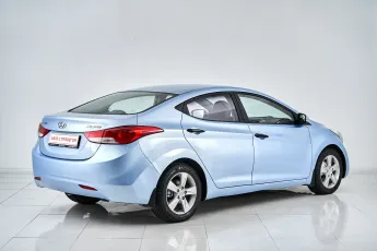 Hyundai  5