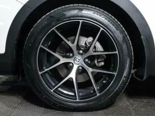 Hyundai  10