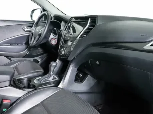 Hyundai  11