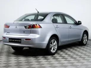 Mitsubishi  5