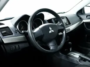 Mitsubishi  9