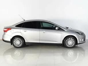 Ford  4