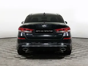 Kia  6