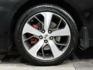 Kia  7
