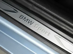 BMW  11