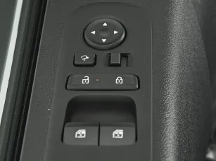 Hyundai  15