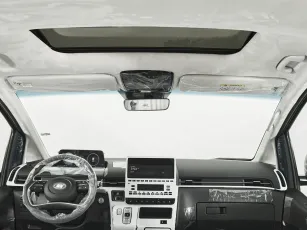 Hyundai  7