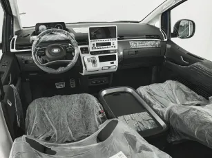Hyundai  8