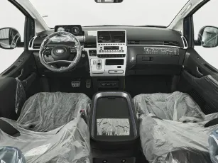 Hyundai  9