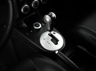 Nissan  13
