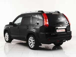 Nissan  5