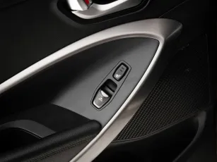 Hyundai  17