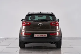 Kia  6
