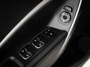 Hyundai  10