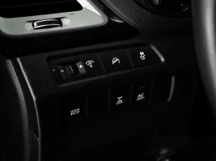 Hyundai  11
