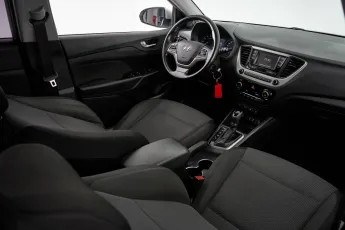 Hyundai  16