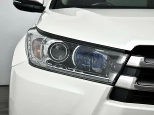 Toyota  7