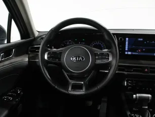 Kia  16
