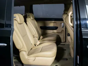 Kia  9