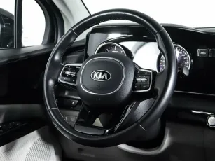 Kia  12