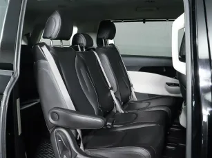 Kia  22