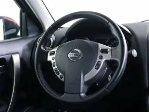 Nissan  11