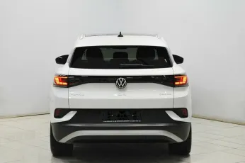 Volkswagen  4