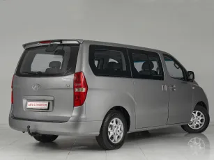 Hyundai  6