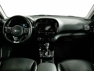 Kia  10
