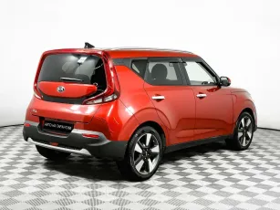 Kia  5