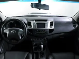 Toyota  8