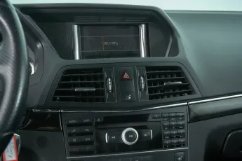 Mercedes-Benz  16