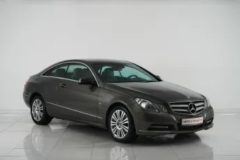 Mercedes-Benz  3