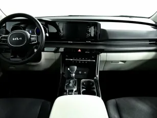 Kia  10