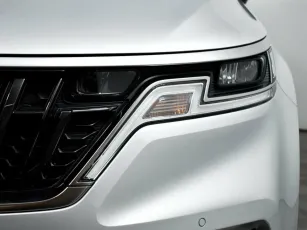 Kia  7