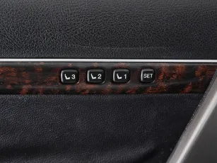 Toyota  19