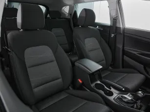 Hyundai  11